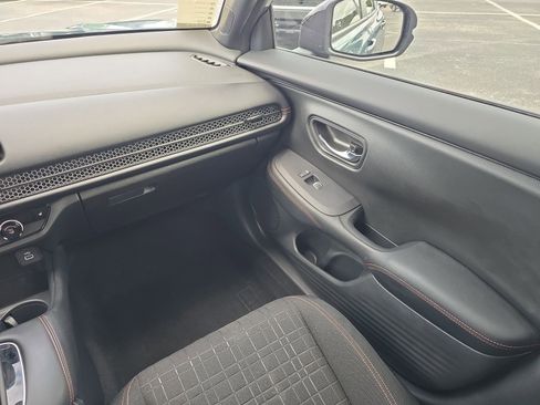 Certified 2024 Honda HR-V Sport image 12