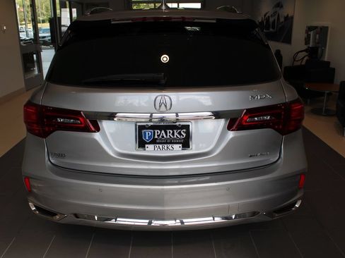 Used 2020 Acura MDX SH-AWD w/ Advance Package image 30