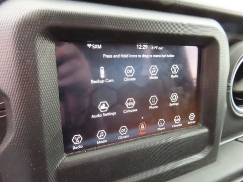 Used 2018 Jeep Wrangler Unlimited Sahara w/ LED Lighting Group image 22