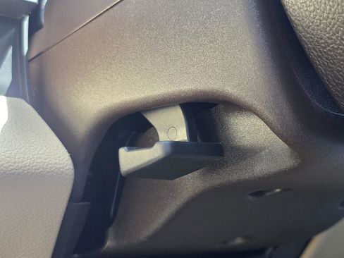 Used 2018 Ford F150 Lariat image 13