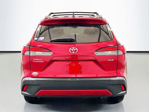 Used 2026 Toyota Corolla Cross XLE w/ Convenience Package FWD image 5