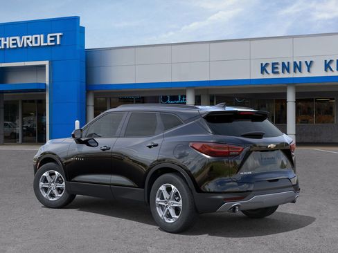 New 2026 Chevrolet Blazer LT image 3