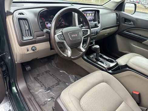 Used 2015 GMC Canyon SLE w/ SLE Convenience Package image 14