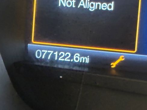 Used 2020 Ford Fusion SE FWD image 29