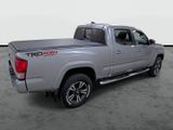 Used 2016 Toyota Tacoma TRD Off-Road image 4