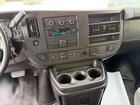 Used 2021 Chevrolet Express 3500 w/ Power Convenience Package RWD image 13