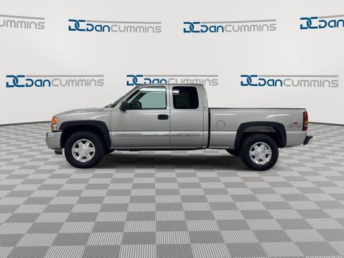 Used 2006 GMC Sierra 1500 SLE w/ Light Duty Power Package AWD/4WD image 5