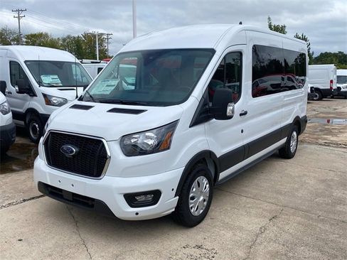 New 2025 Ford Transit 350 XLT image 3
