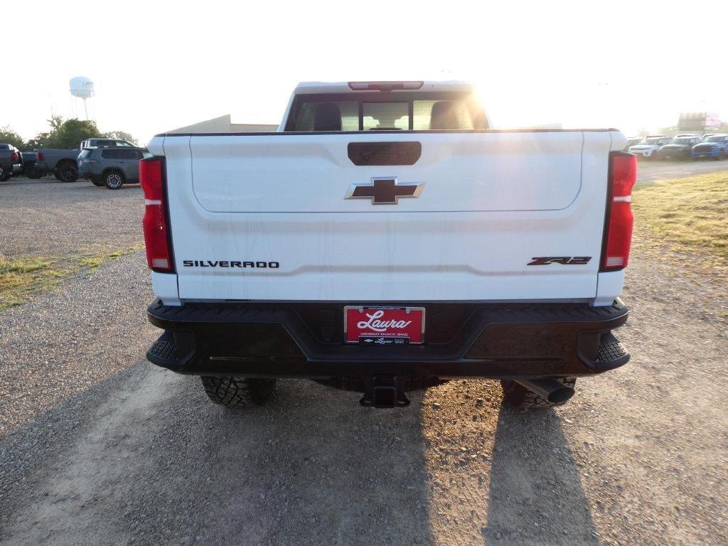 New 2026 Chevrolet Silverado 2500 ZR2 w/ LPO, Dark Essentials Package AWD/4WD image 5