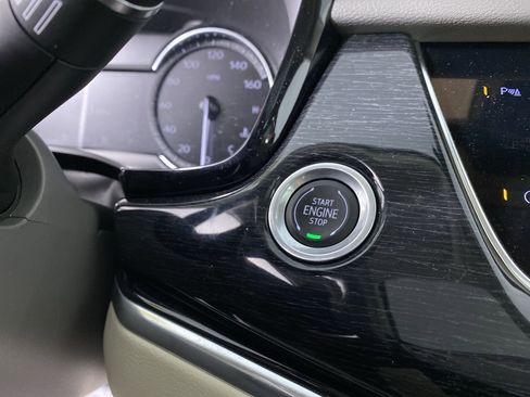 Certified 2021 Cadillac XT6 Premium Luxury w/ LPO, Floor Liner Package image 8