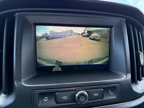 Used 2021 Chevrolet Colorado W/T RWD image 28