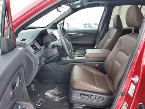 Certified 2025 Honda Ridgeline RTL image 7