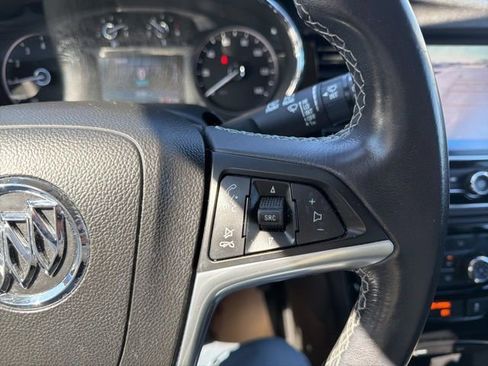 Used 2020 Buick Encore Preferred w/ Safety Package image 27