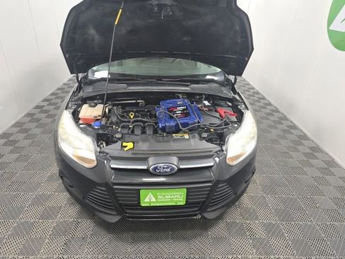 Used 2014 Ford Focus SE FWD image 11