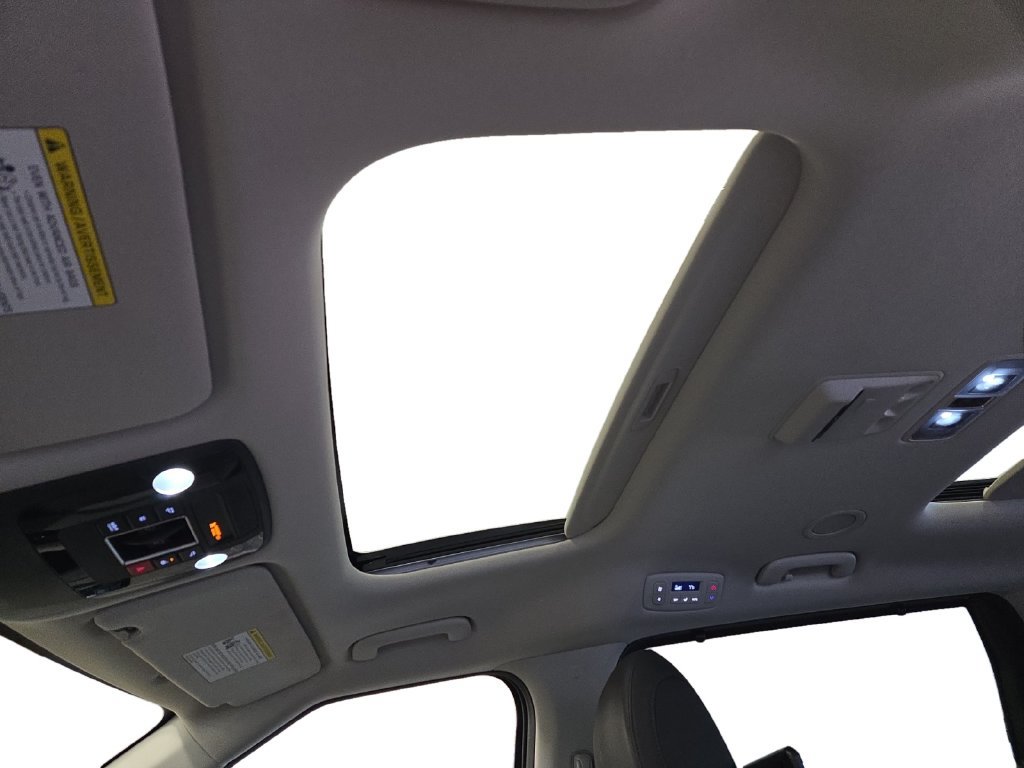 Used 2023 Kia Carnival SX Prestige FWD image 13