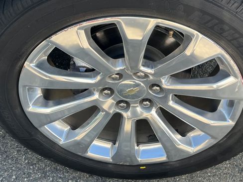 Used 2021 Chevrolet Tahoe Premier AWD/4WD image 15