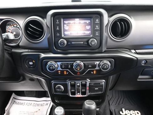 Used 2021 Jeep Gladiator Sport AWD/4WD image 14