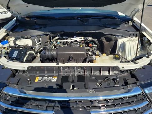 Certified 2023 Ford Explorer XLT w/ Equipment Group 202A AWD/4WD image 25