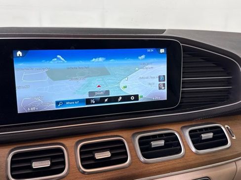 Used 2021 Mercedes-Benz GLS 450 4MATIC image 17