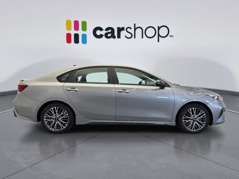 Used 2023 Kia Forte GT-Line w/ GT-Line Technology Package FWD image 6