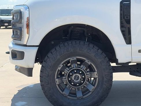 Used 2024 Ford F250 Lariat w/ Sport Appearance Package AWD/4WD image 4
