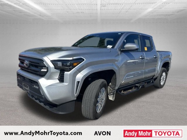 Used 2024 Toyota Tacoma SR5 AWD/4WD image 4