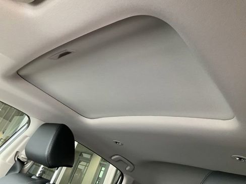 New 2026 Honda HR-V EX-L image 7