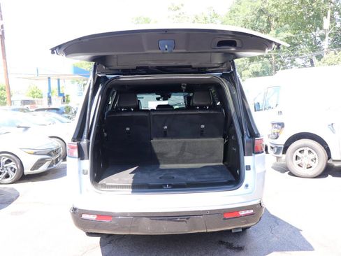 Used 2025 Jeep Wagoneer Series II w/ 8-Passenger Seating Package AWD/4WD image 63
