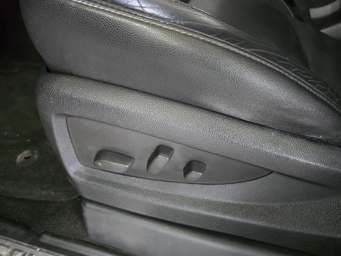 Used 2015 Chevrolet Tahoe LTZ AWD/4WD image 37