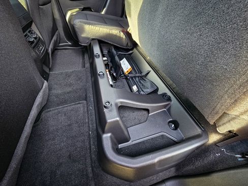 New 2026 GMC Canyon Elevation w/ Convenience Package image 33