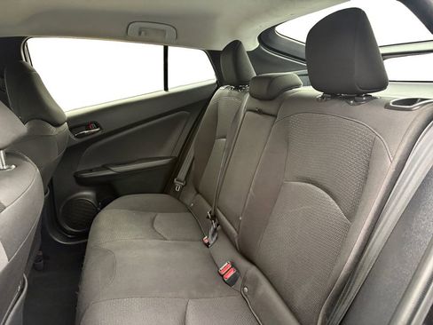 Used 2020 Toyota Prius LE image 16