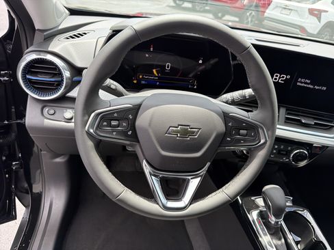 New 2026 Chevrolet Trax LT FWD image 23