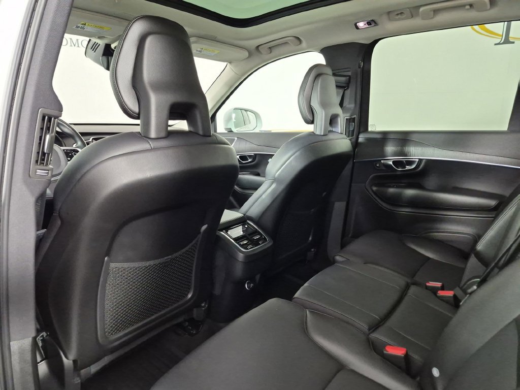 Used 2020 Volvo XC90 T5 Momentum w/ Protection Package Premier AWD/4WD image 32