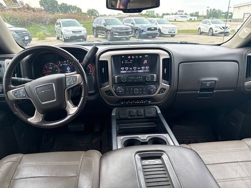 Used 2016 GMC Sierra 1500 Denali w/ Enhanced Driver Alert Package AWD/4WD image 11