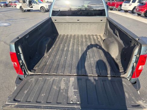 Used 2007 Chevrolet Silverado 2500 LT w/ 2LT Audio Package image 18