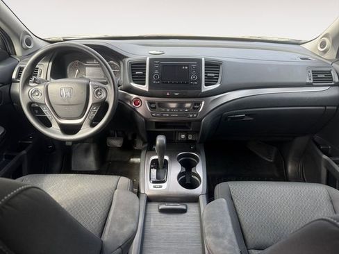 Used 2019 Honda Ridgeline Sport image 10
