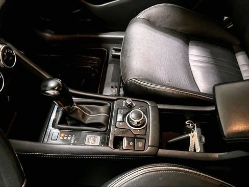 Used 2019 MAZDA CX-3 Grand Touring image 18