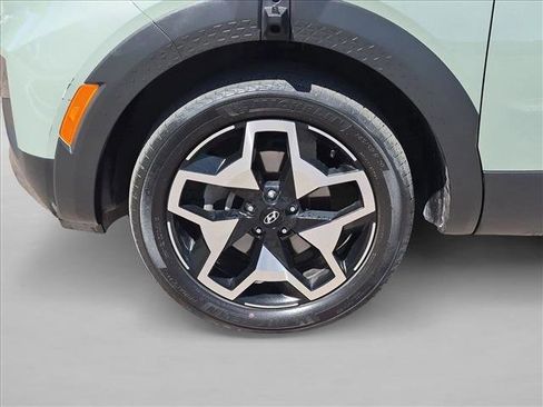 Used 2022 Hyundai Santa Cruz Limited AWD/4WD image 26