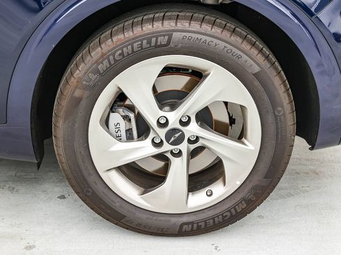 Used 2026 Genesis GV70 2.5T Select AWD/4WD image 8