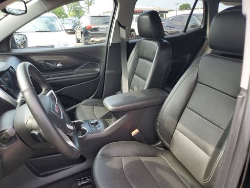Used 2023 GMC Terrain SLT w/ LPO, Floor Liner Package FWD image 5