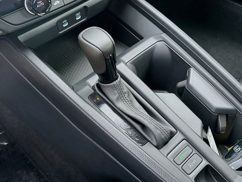 Certified 2025 Honda Accord LX image 13