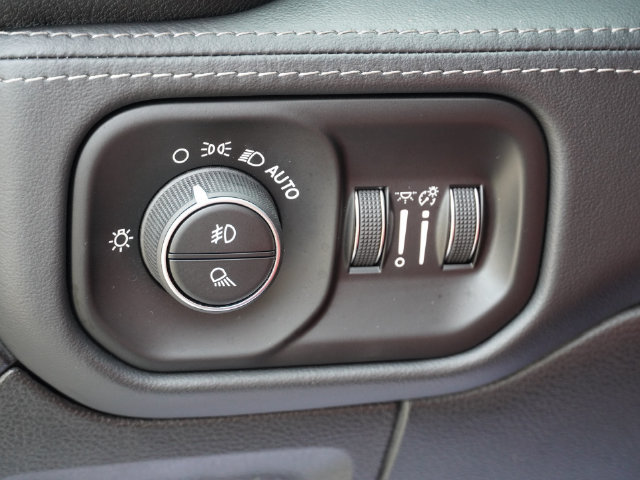 Used 2022 RAM 1500 Limited AWD/4WD image 42