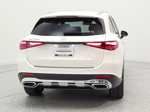 Used 2026 Mercedes-Benz GLC 300 image 6