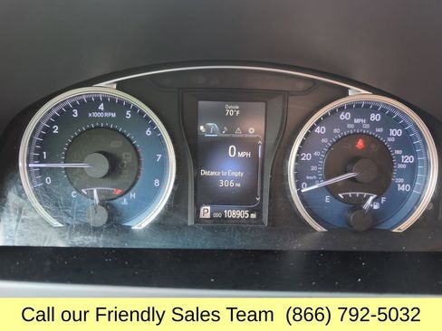Used 2017 Toyota Camry XLE w/ Convenience Package FWD image 16