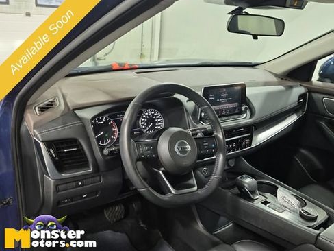 Used 2021 Nissan Rogue SV AWD/4WD image 9