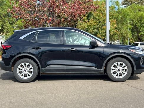 Used 2024 Ford Escape Active FWD image 3