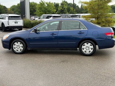 Used 2003 Honda Accord LX image 3