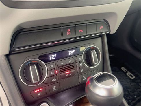 Used 2017 Audi Q3 2.0T Premium Plus w/ Premium Plus Package image 19