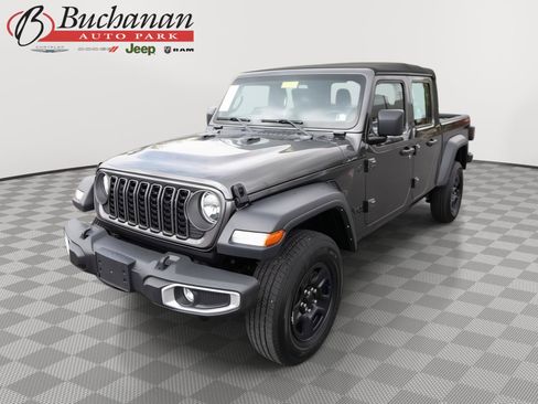 Used 2024 Jeep Gladiator Sport AWD/4WD image 1
