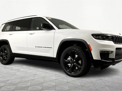 New 2025 Jeep Grand Cherokee L Limited image 3